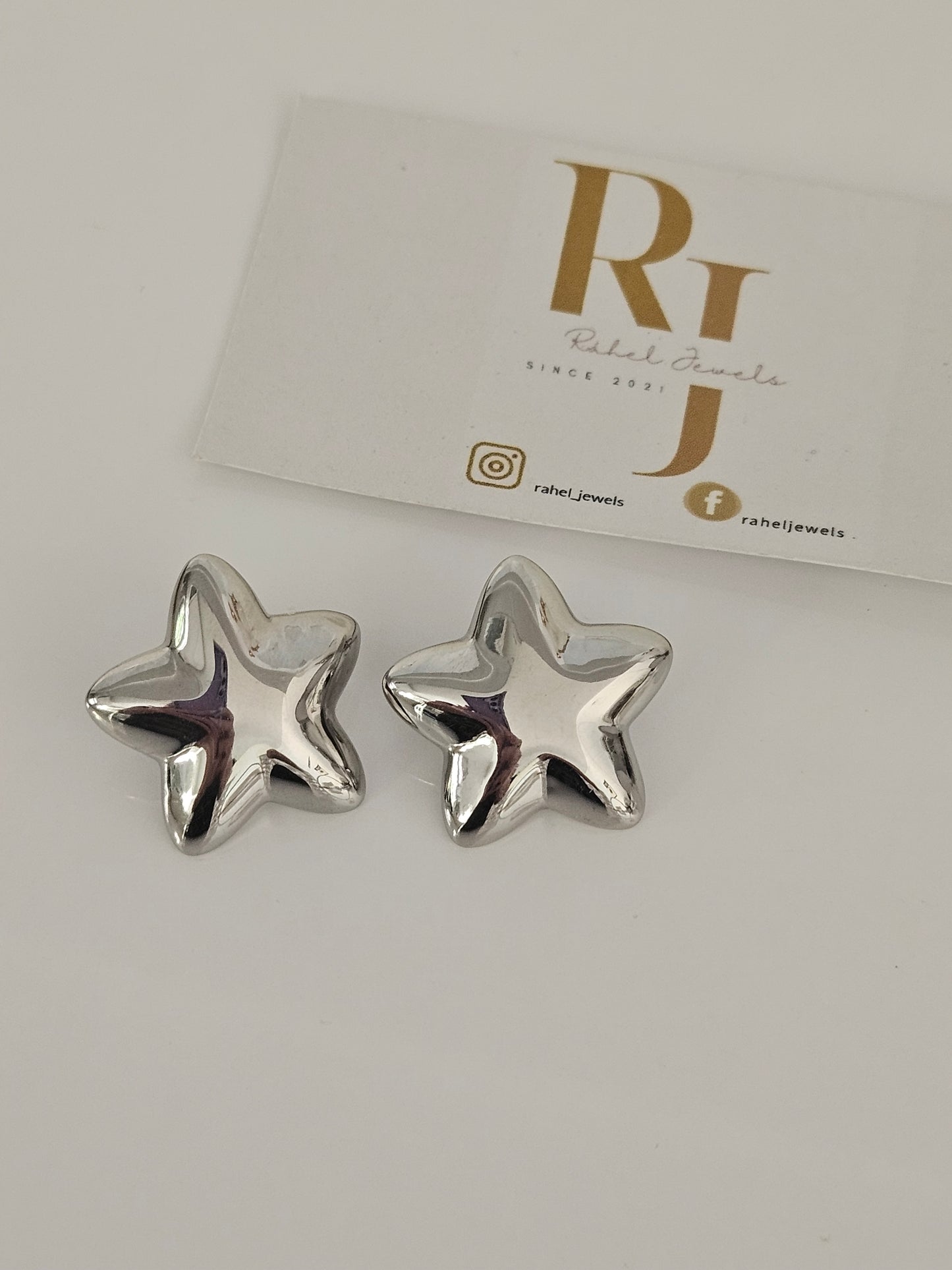 KIRA STAR EARRINGS