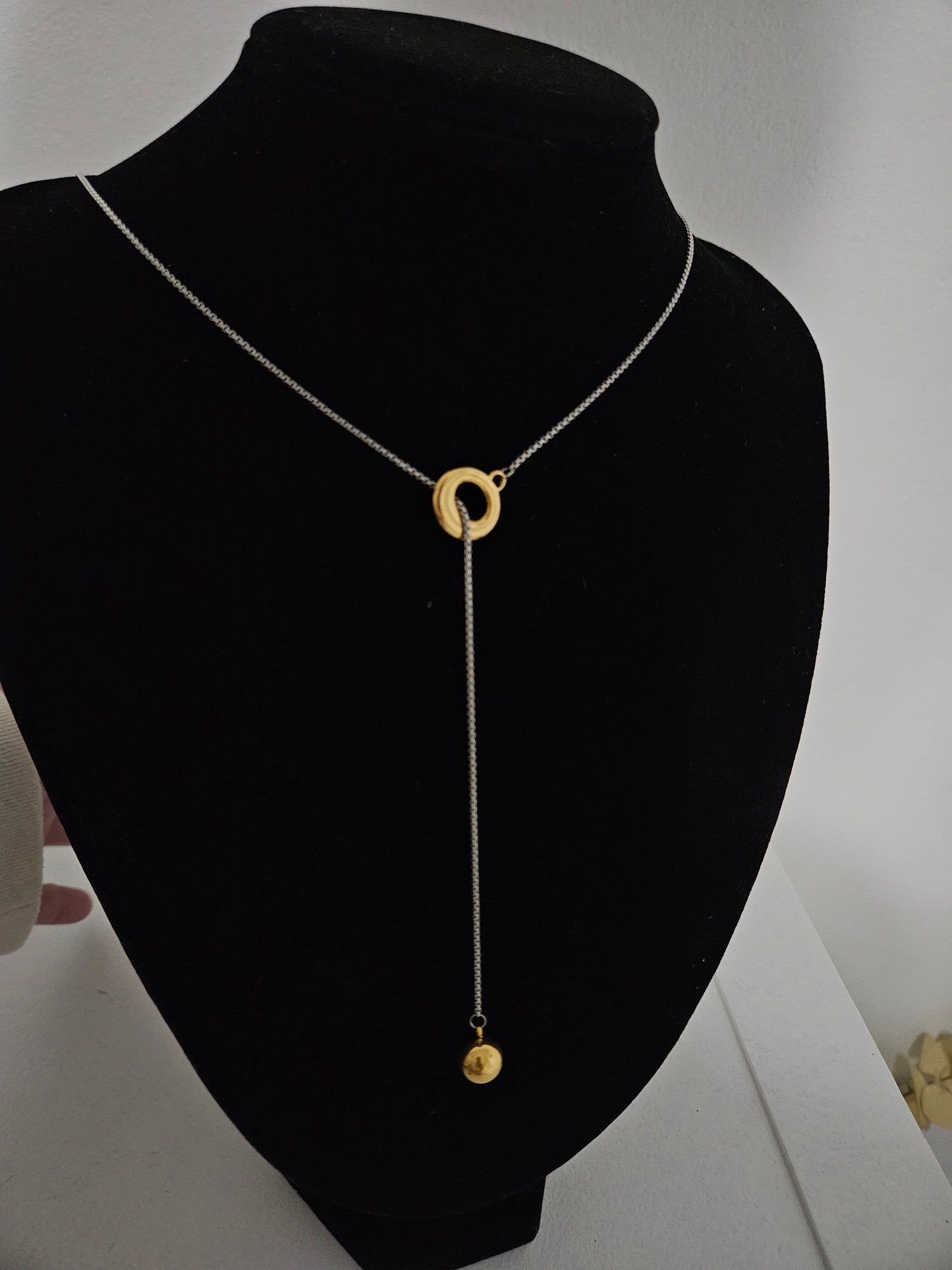 VALENTINA NECKLACE