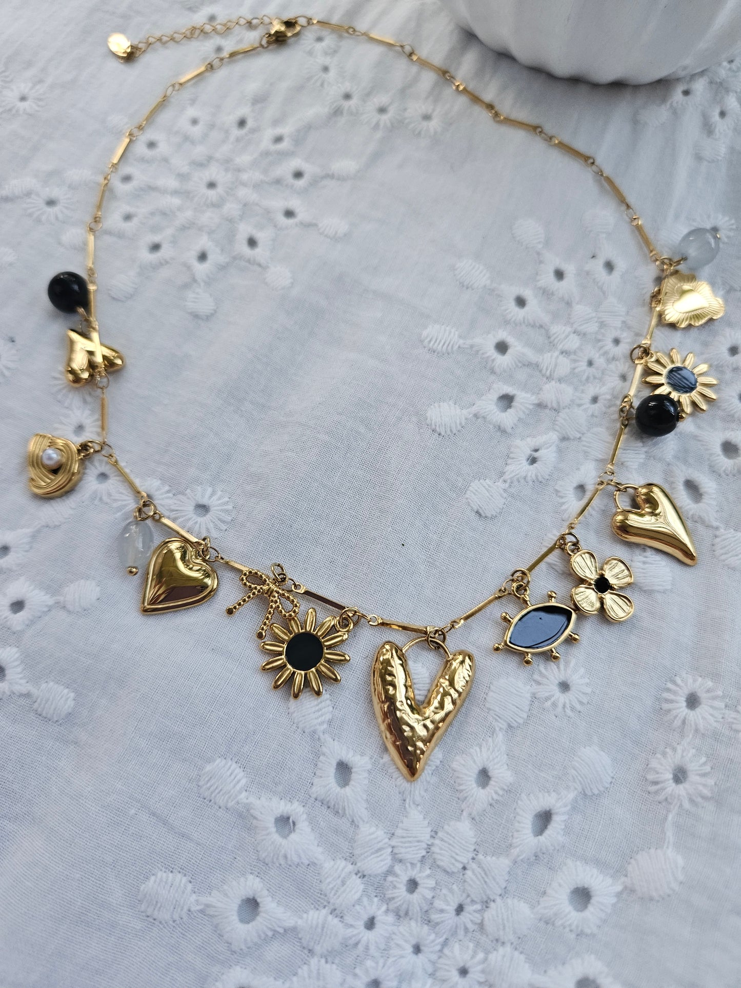 CHLOÉ NECKLACE