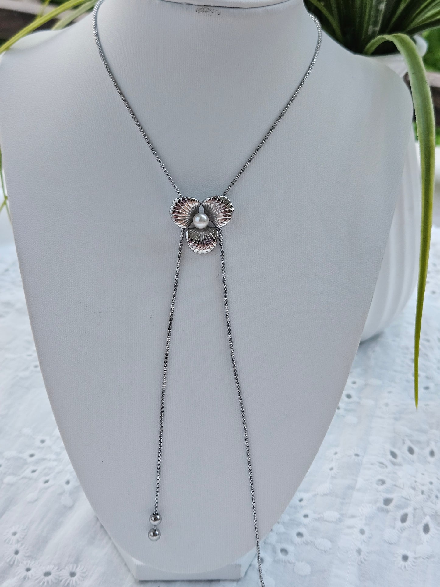 Camila Necklace Plated