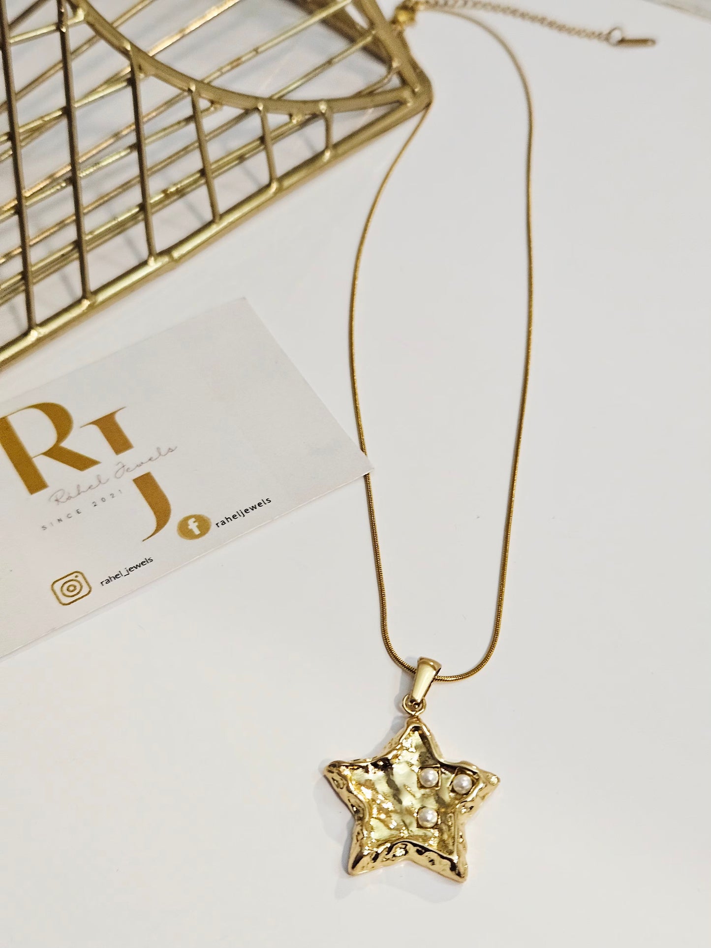 KAROL NECKLACE