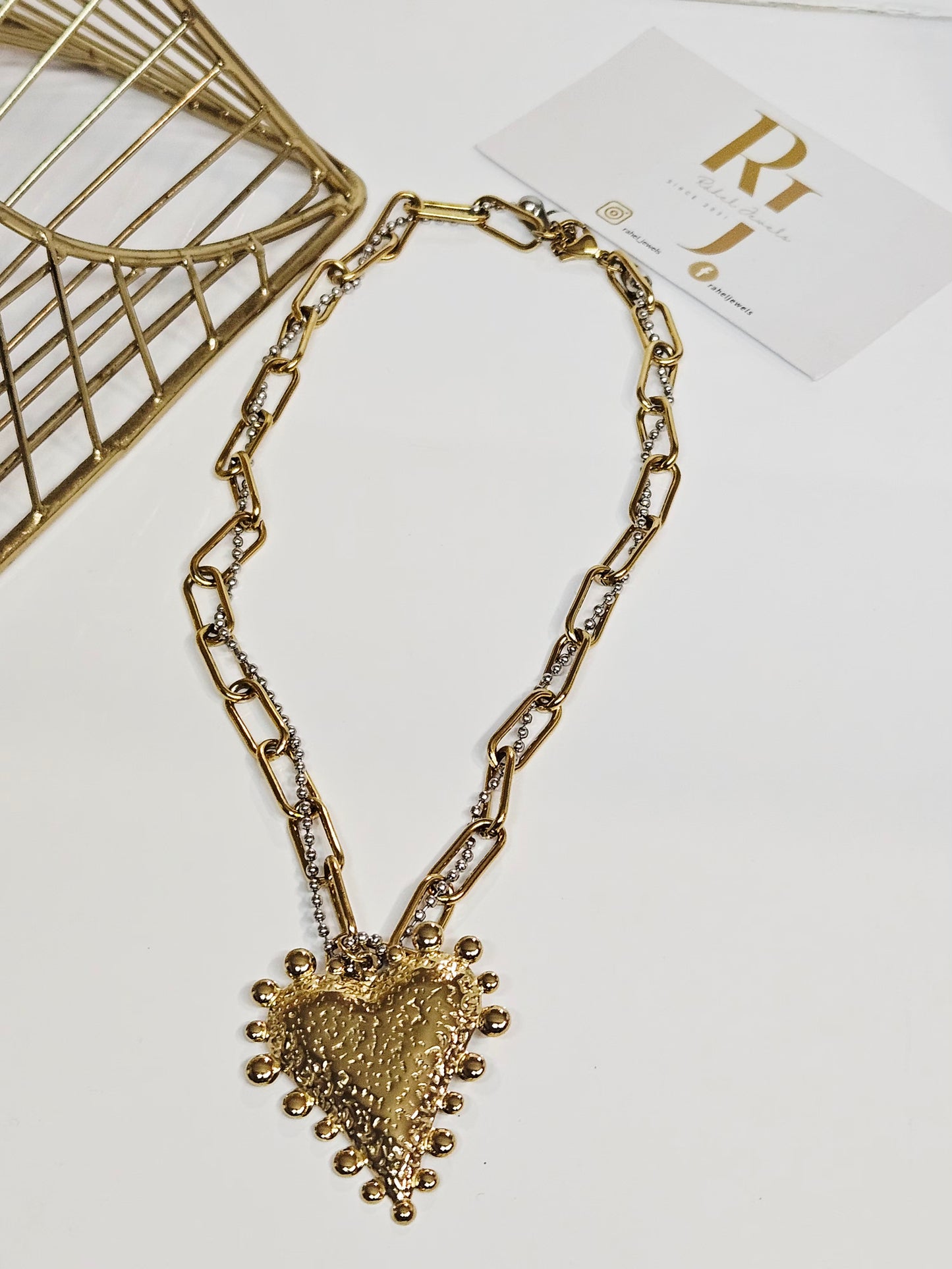 UNIK HEART NECKLACE