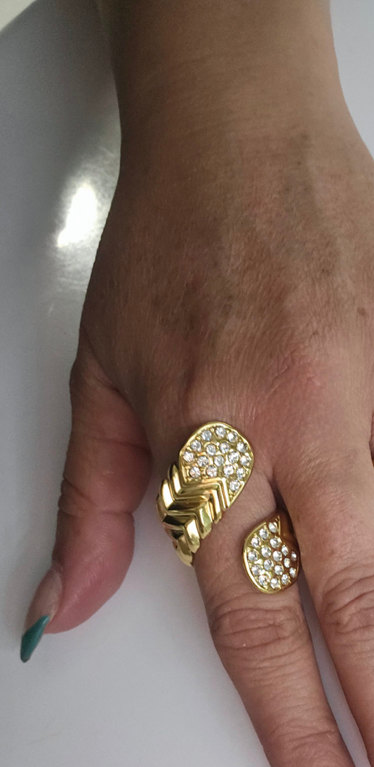ADELA RING