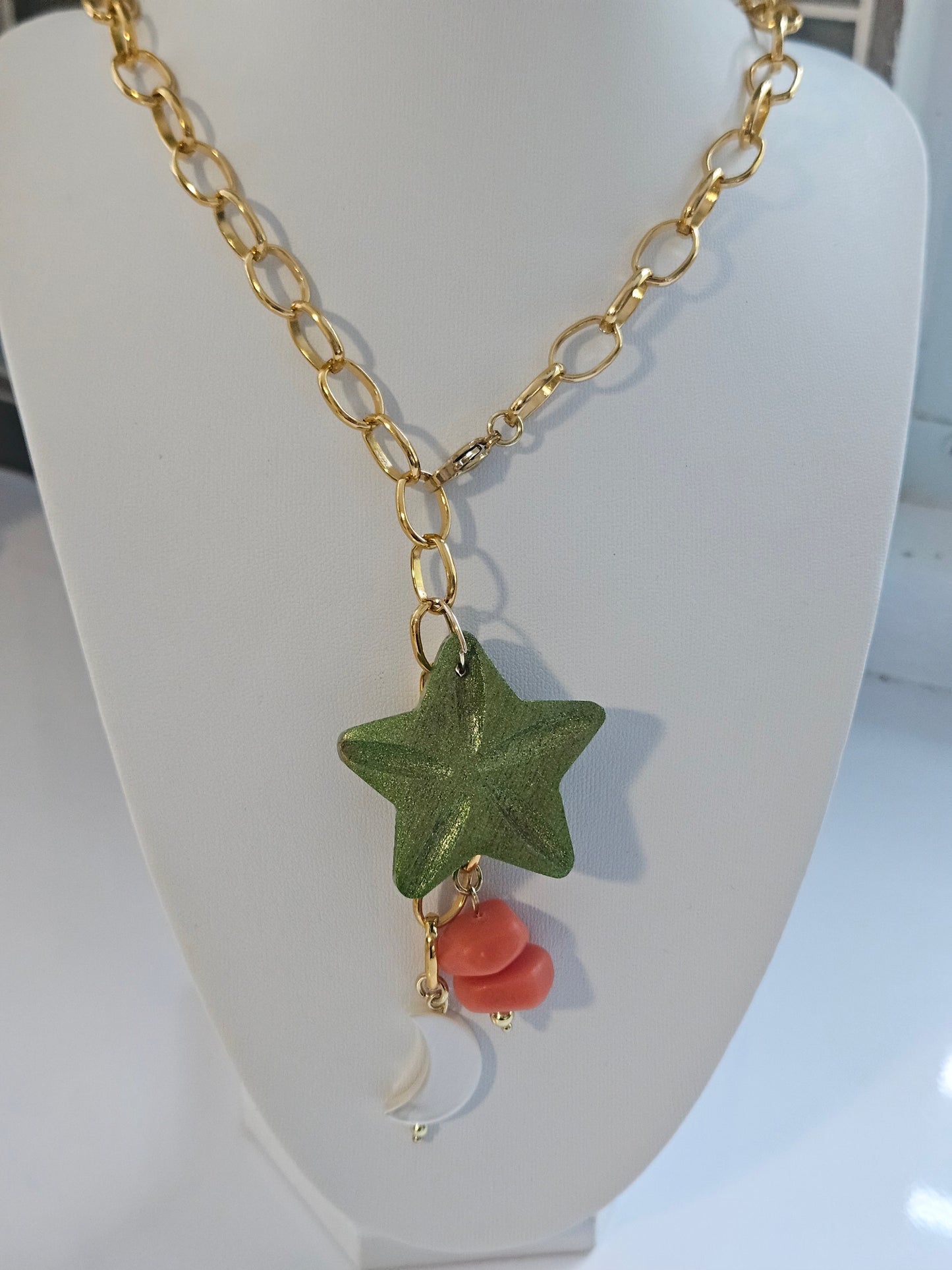 AYRIS Necklace