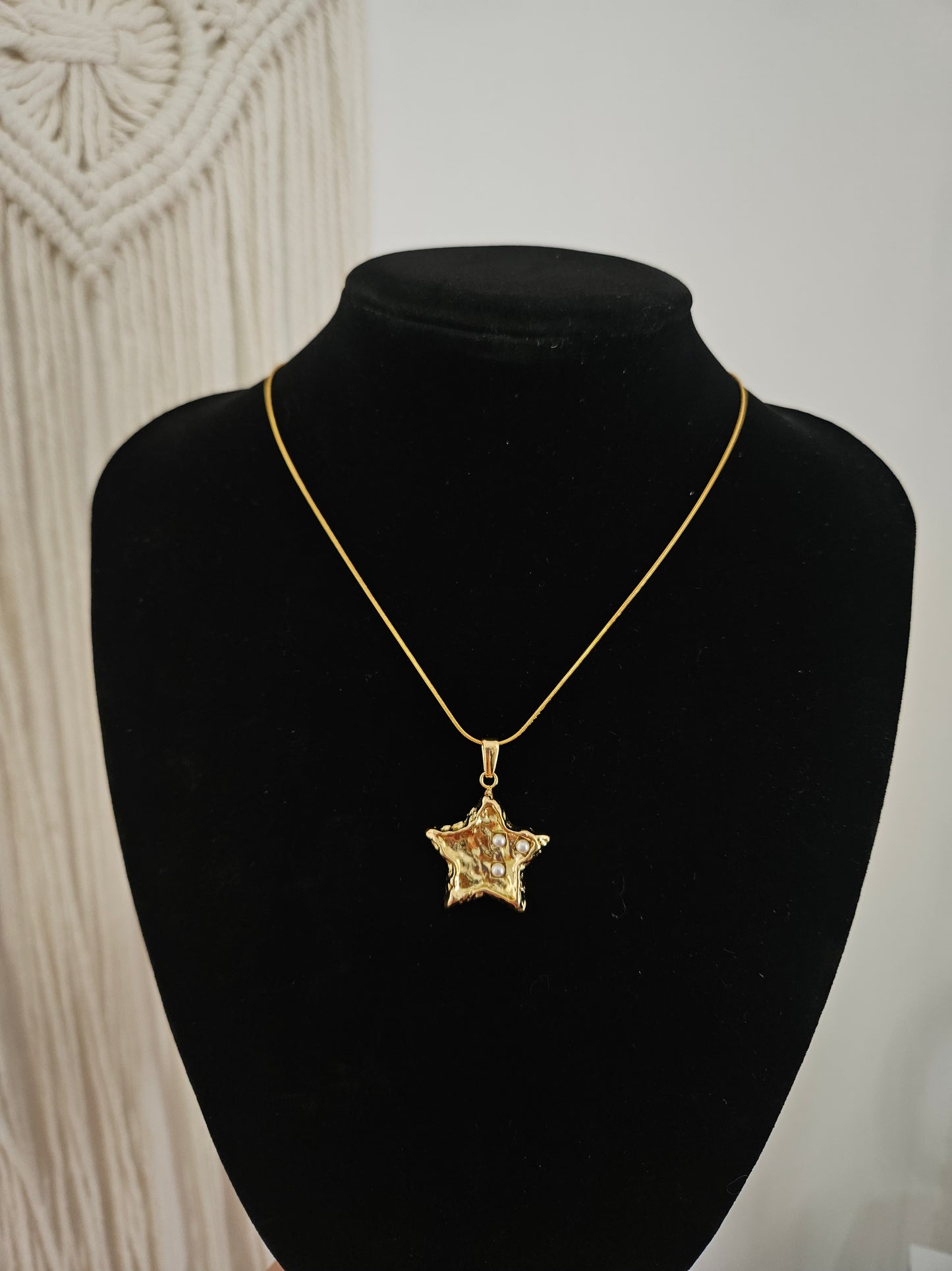 KAROL NECKLACE