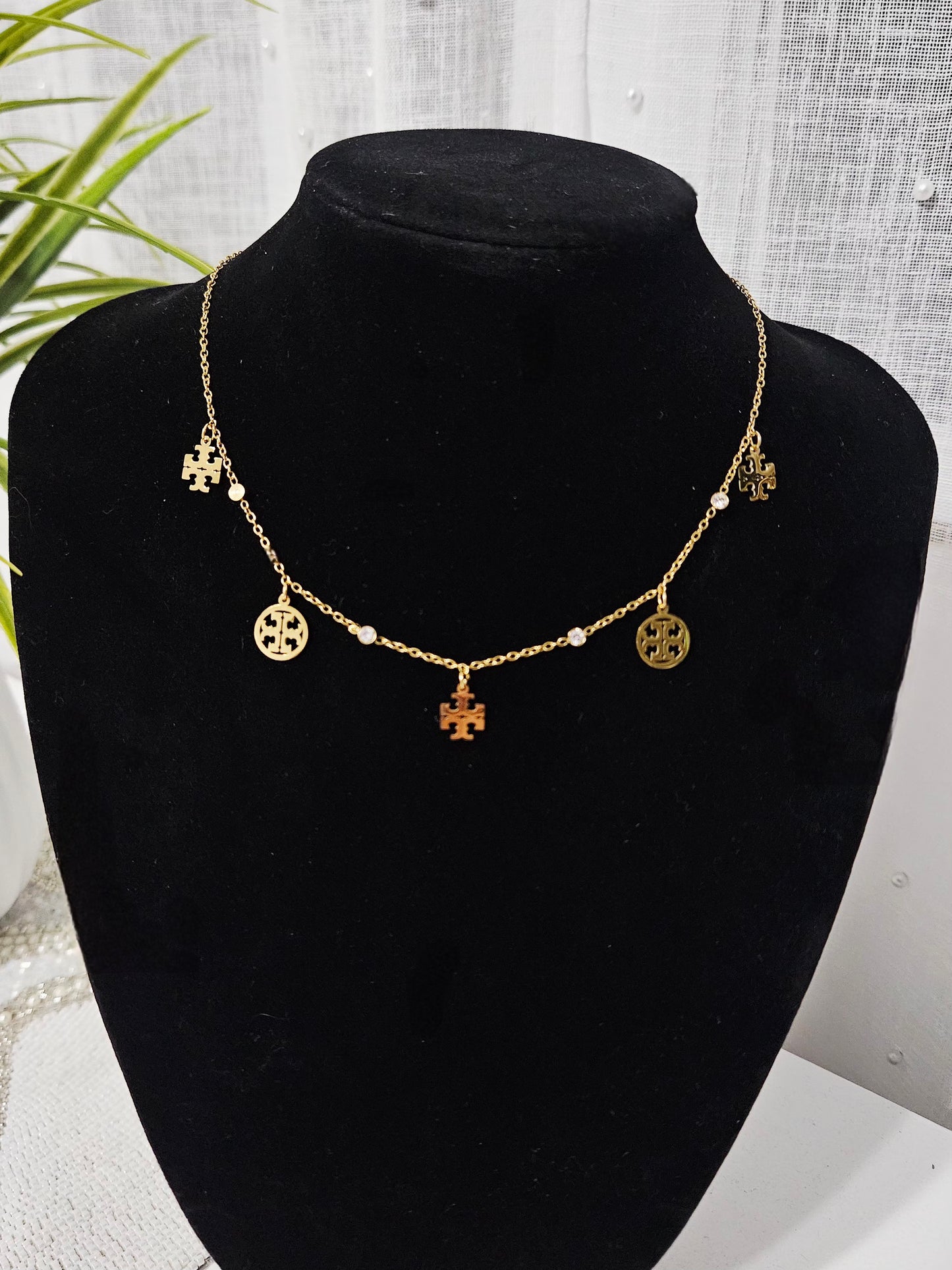 Leah Necklace