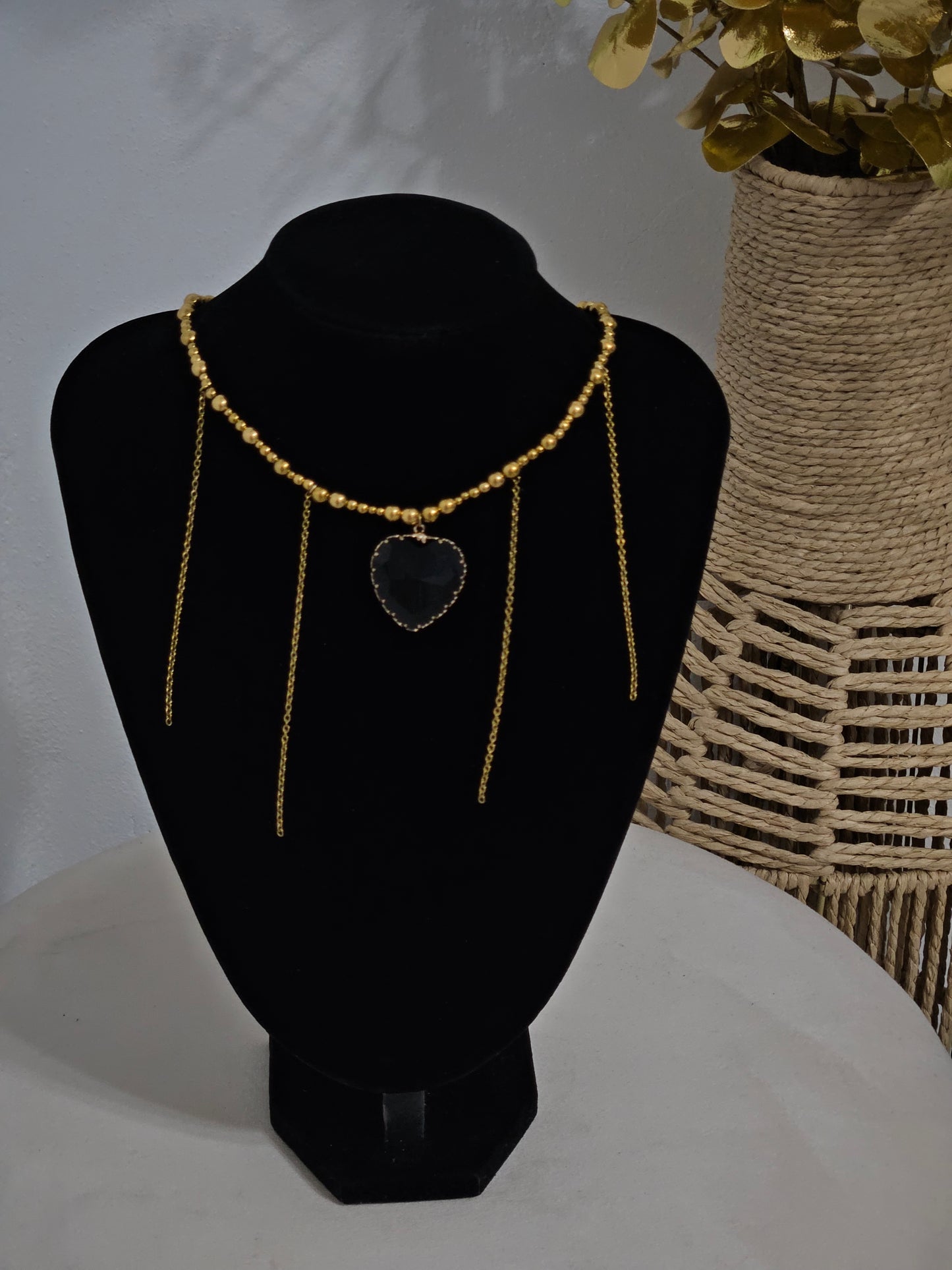 LUCIA NECKLACE