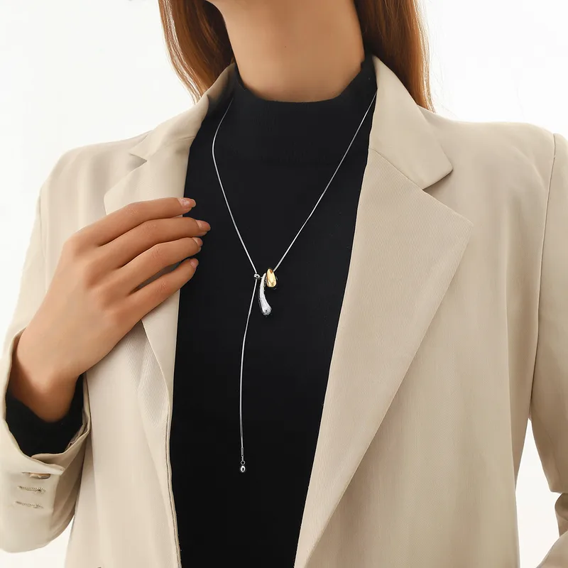 BEATRICE NECKLACE