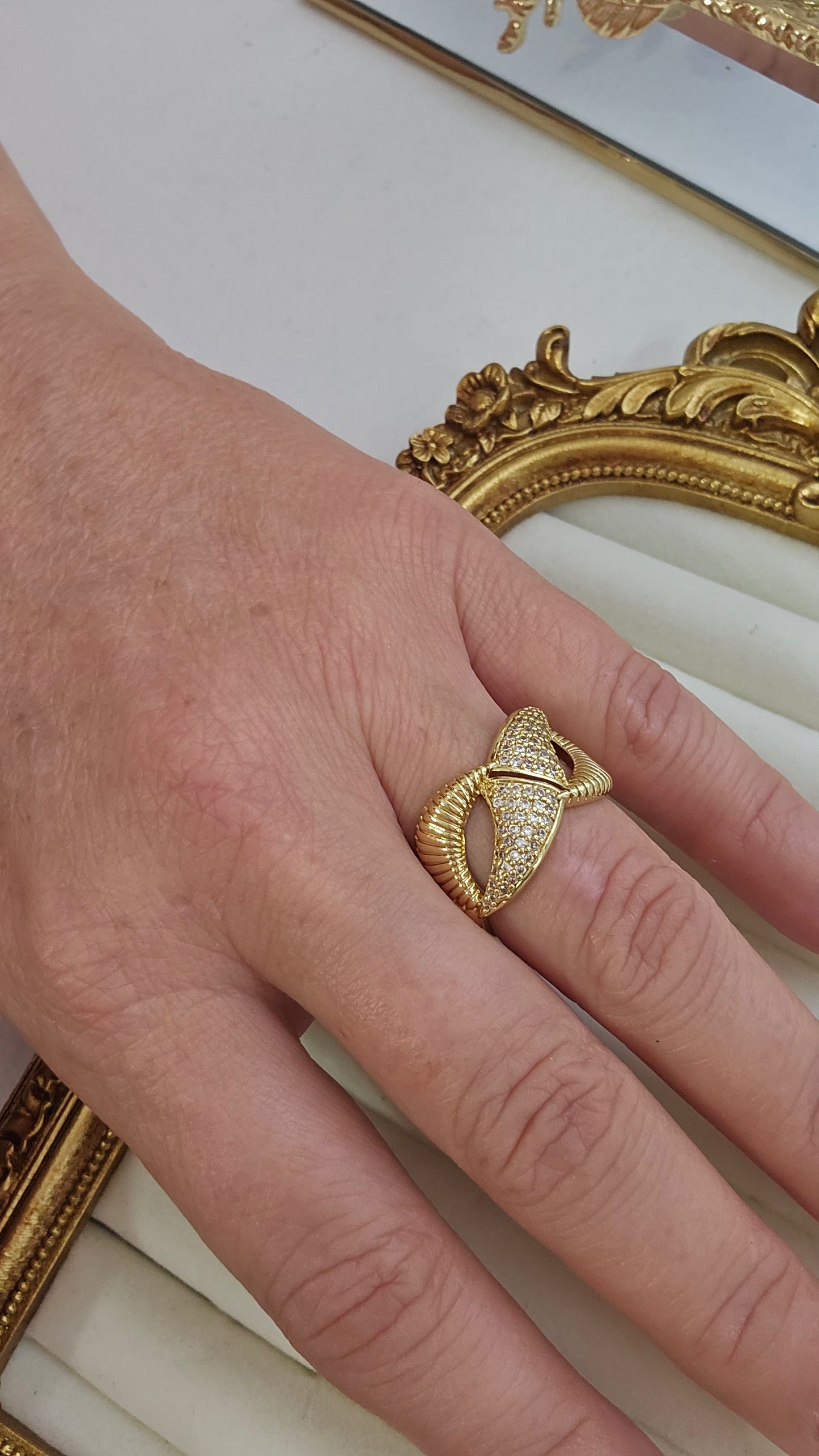 OBY RING