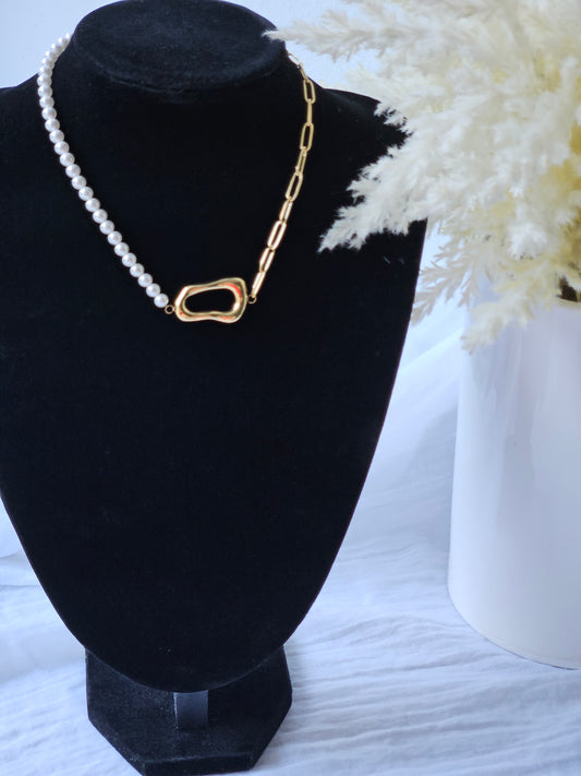 AIXA NECKLACE