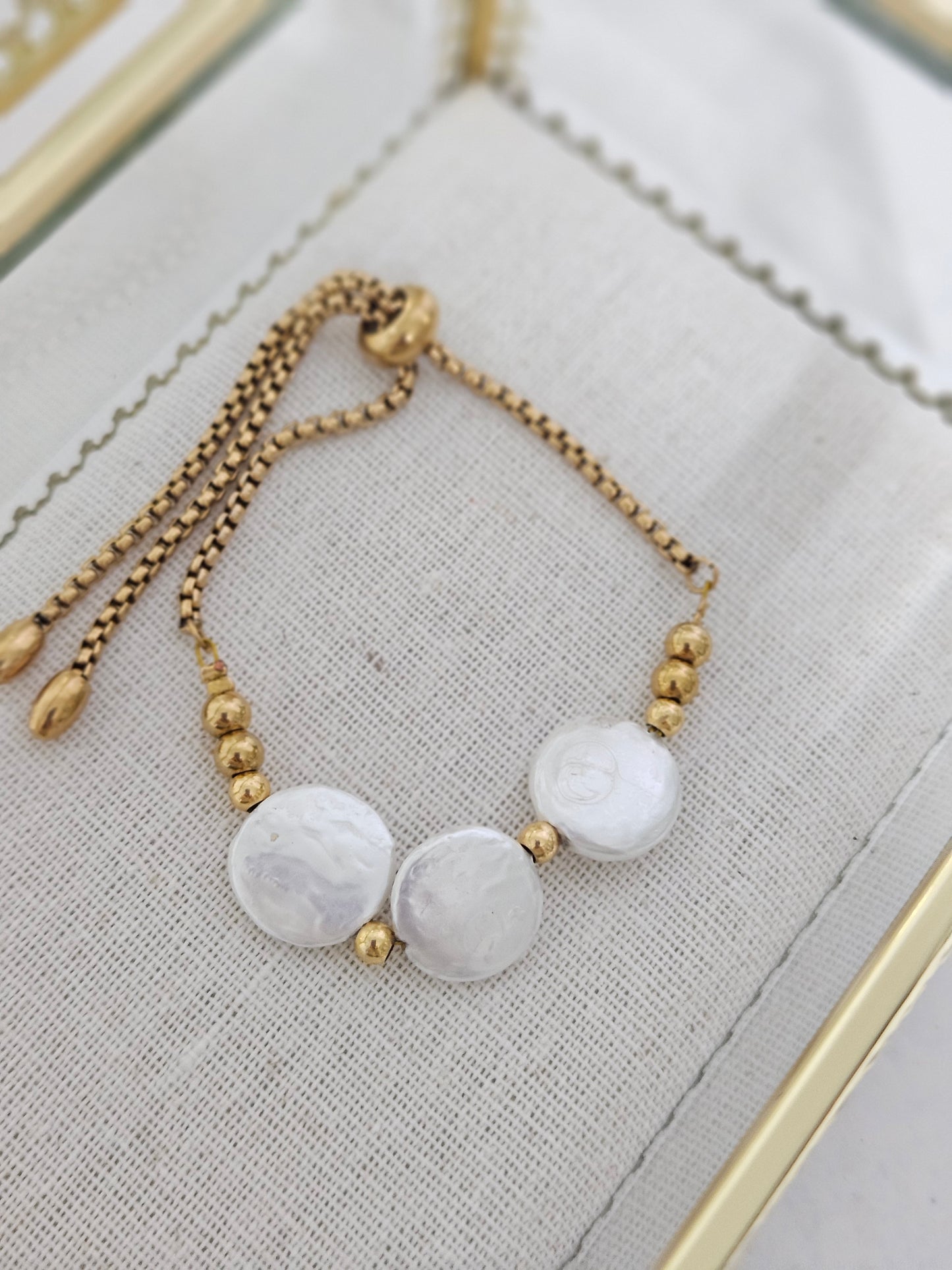 ASLY ELEGANT BRACELET