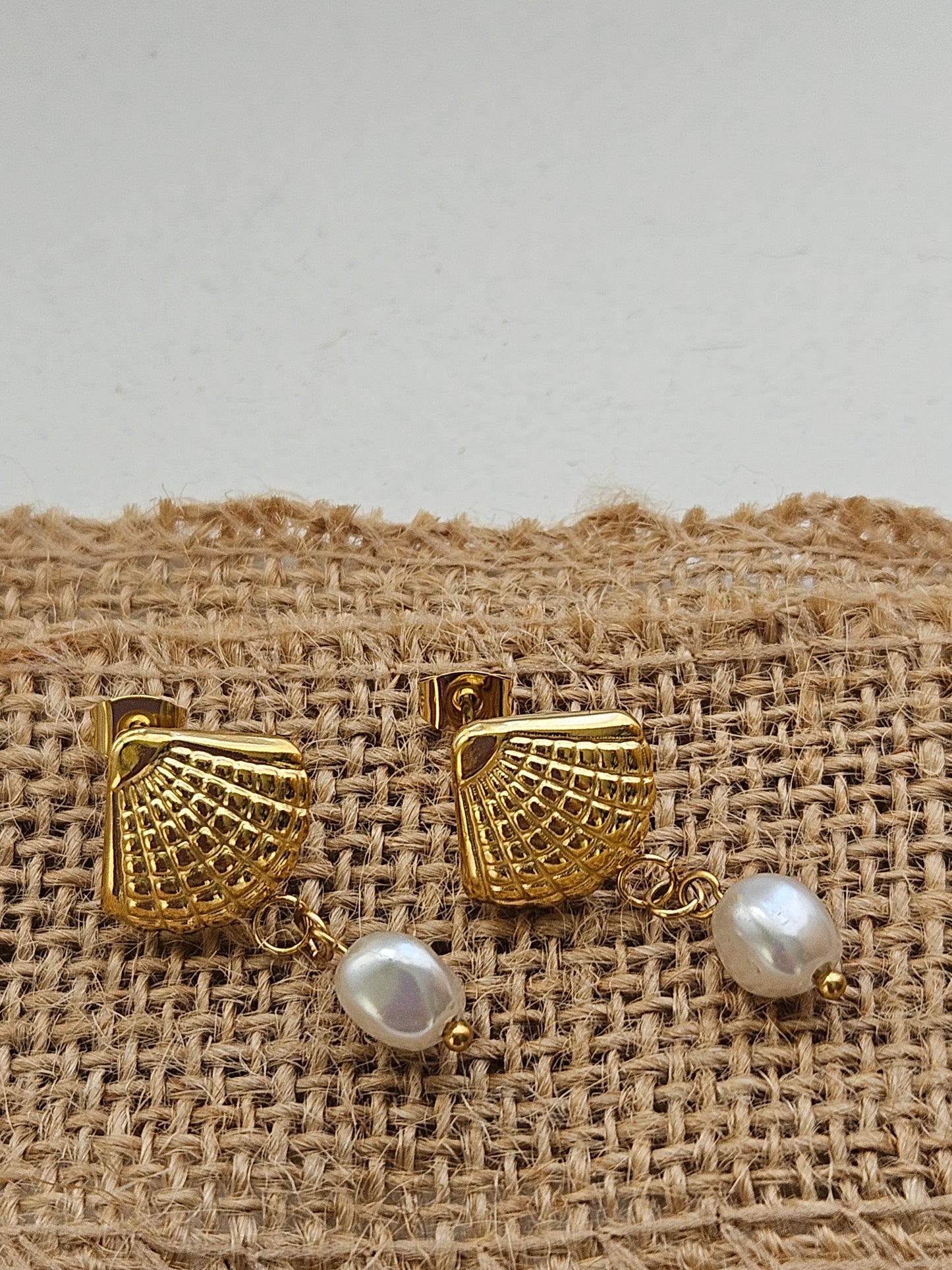 Caracol & Pearl Earrings