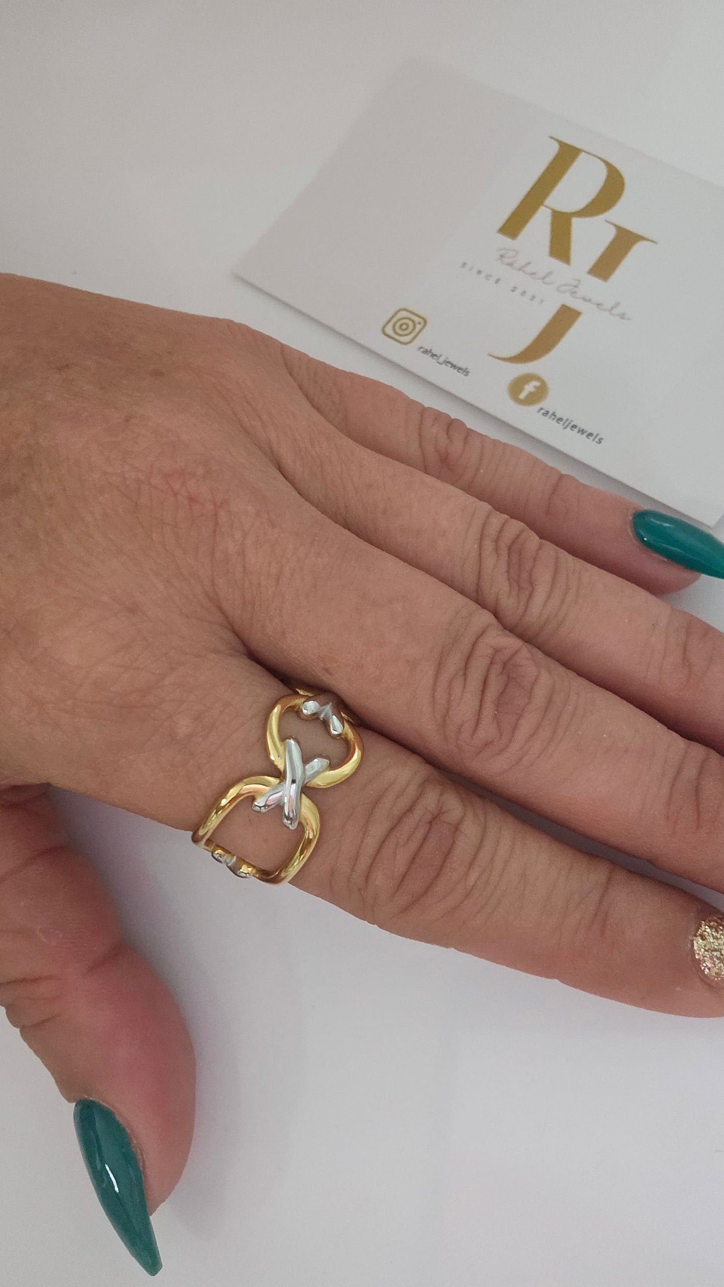 BELLE RING