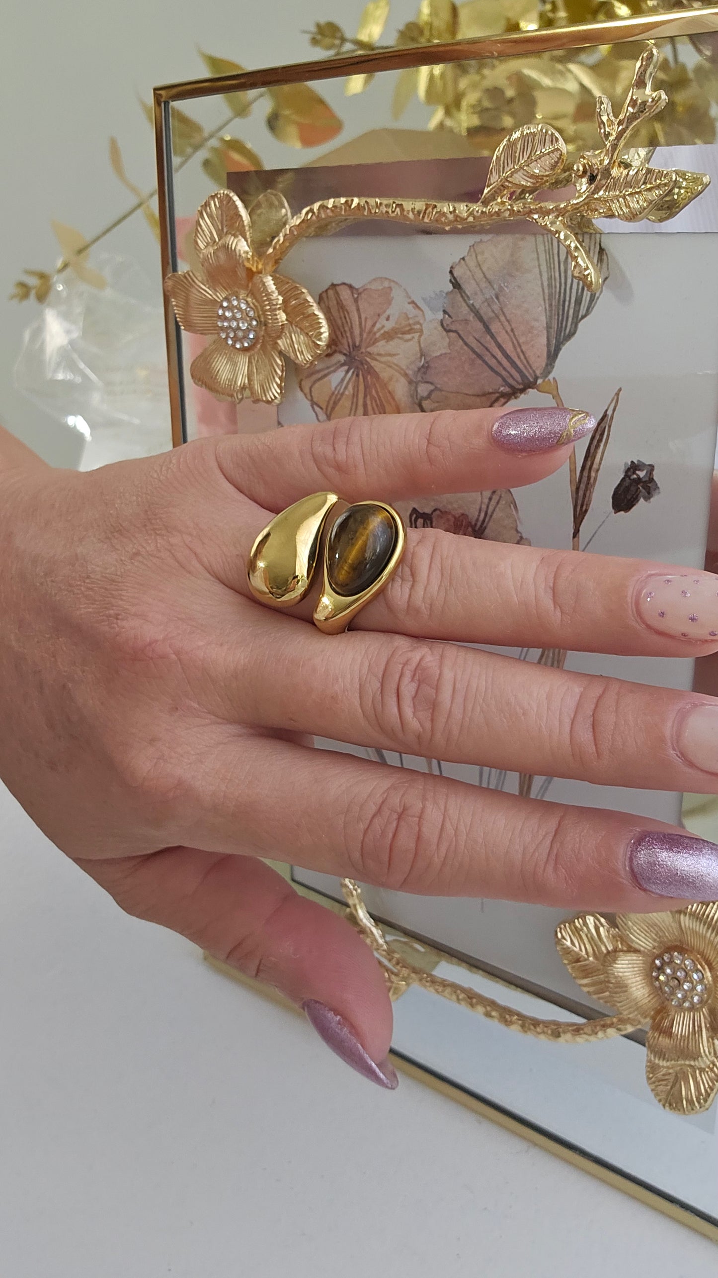 Daisy Ring Brown