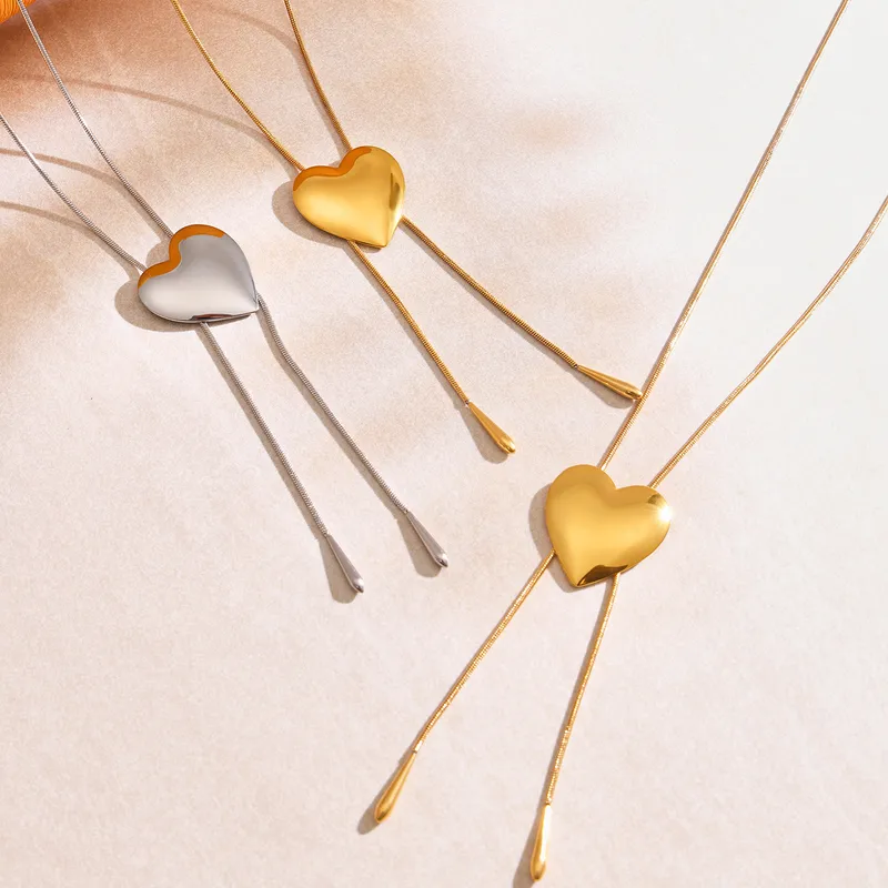Indira Star Necklace