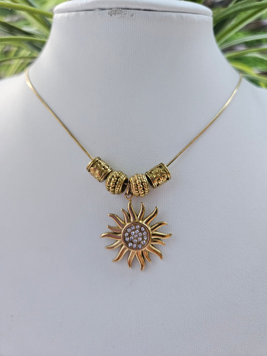 ELOYSE SUN NECKLACE