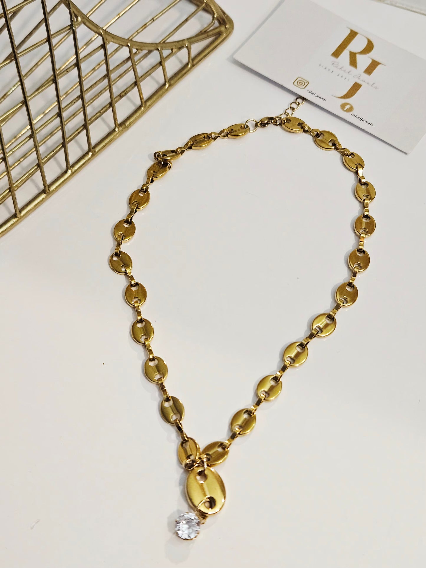 AVA NECKLACE