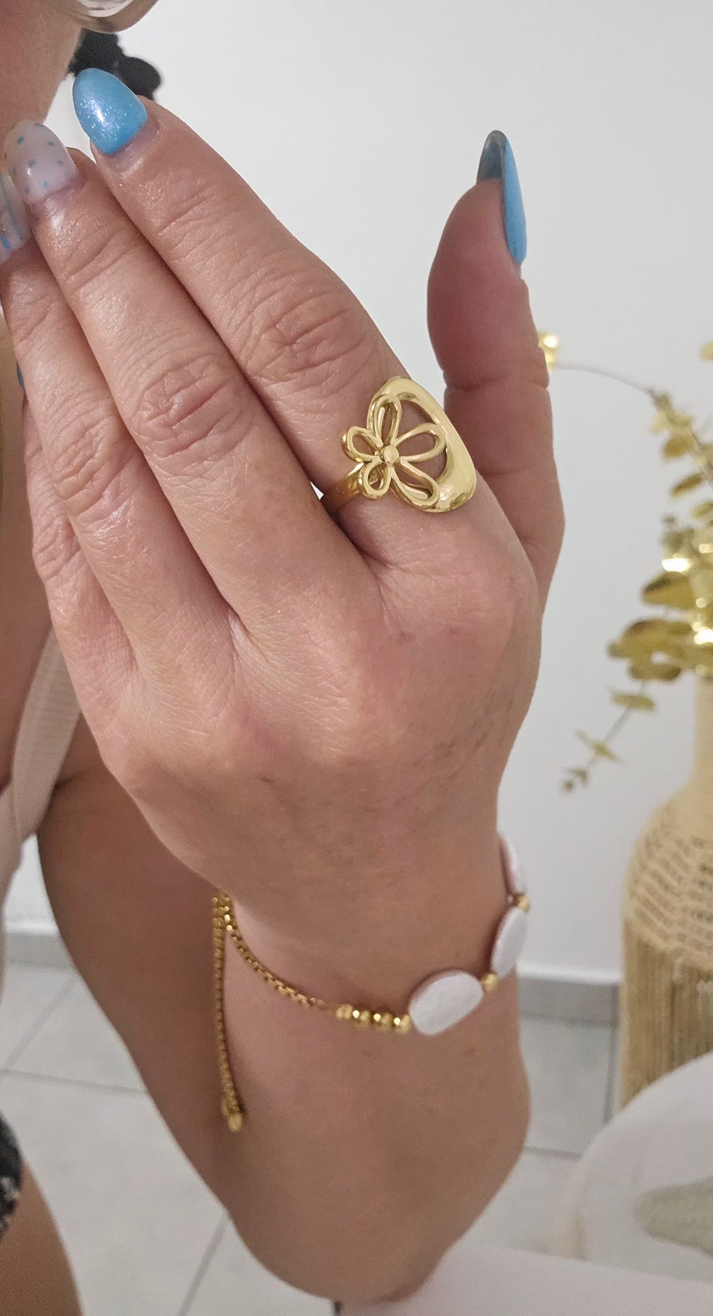 Creative flower Ring