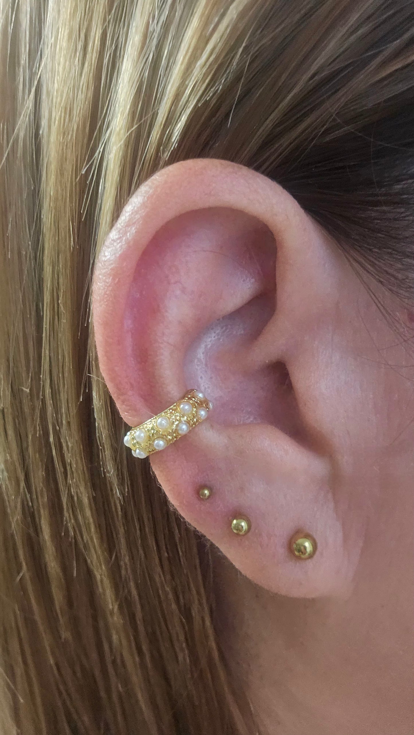 EAR CUFF