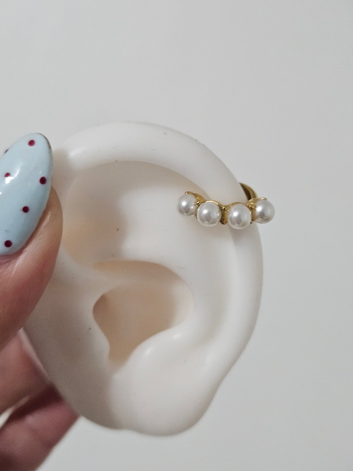 Sofy Ear Cuff