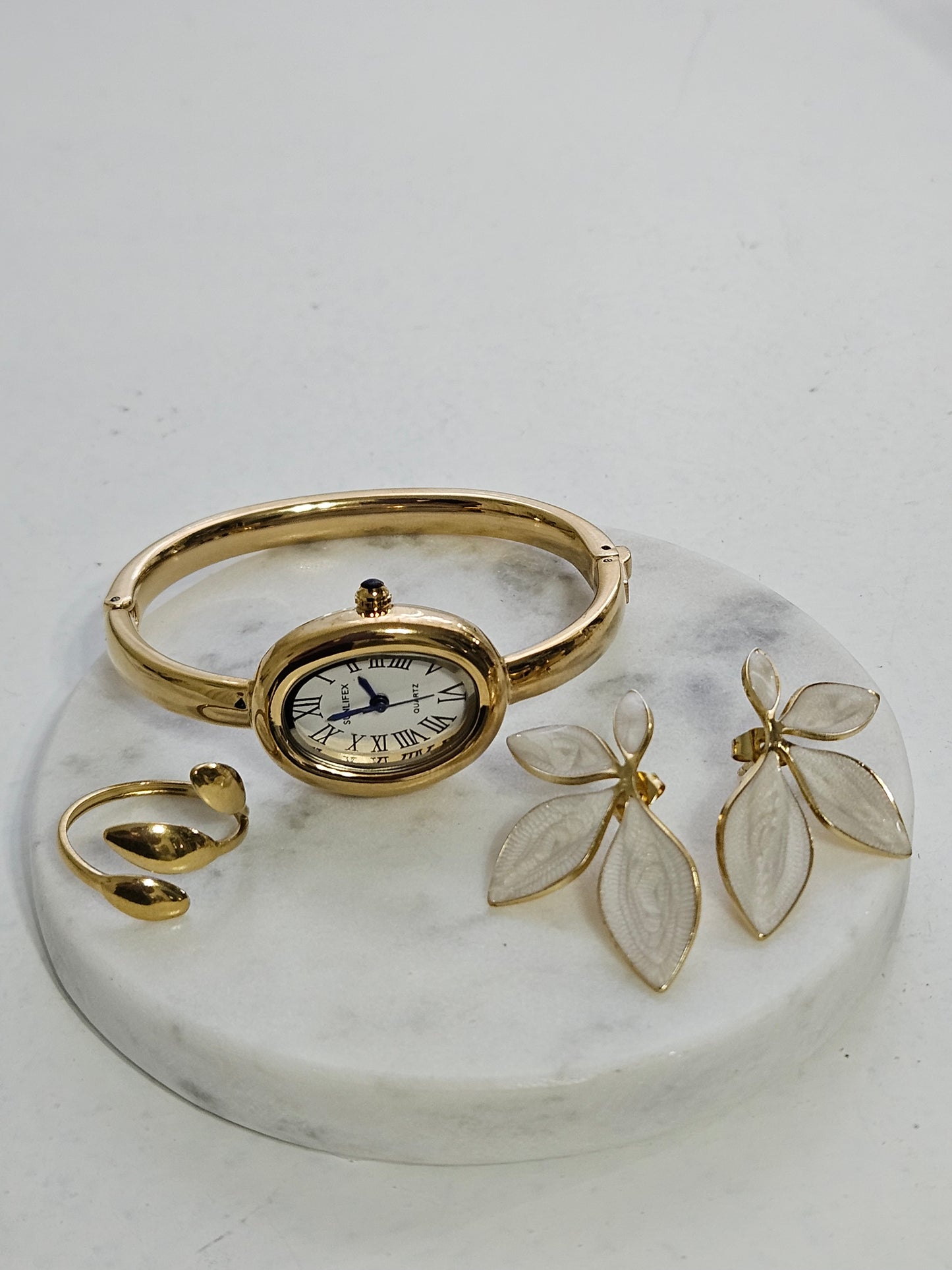 Petal Earrings