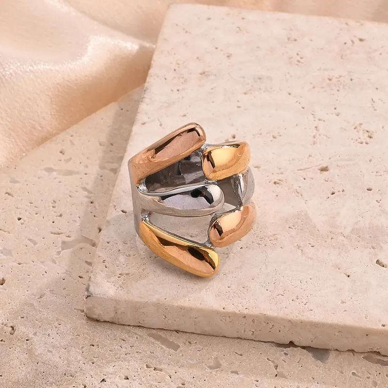 Nour Ring