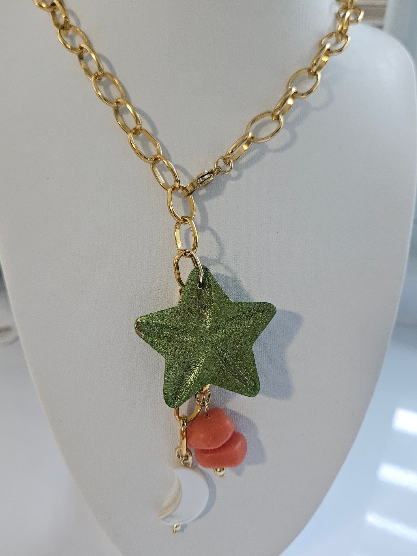 AYRIS Necklace