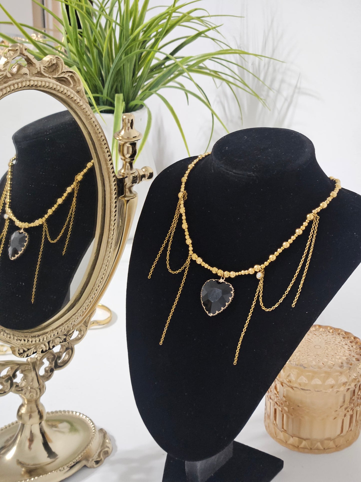 ATLETH NECKLACE
