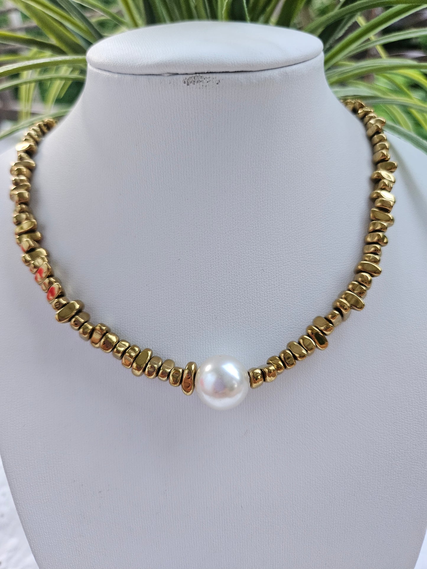 BELINDA NECKLACE