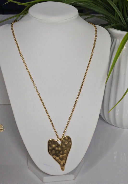 ARY NECKLACE