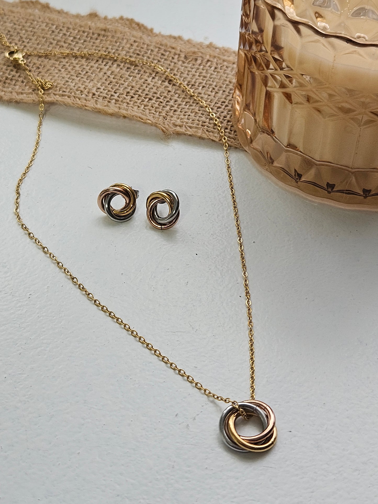 Elegant  Tricolor Set