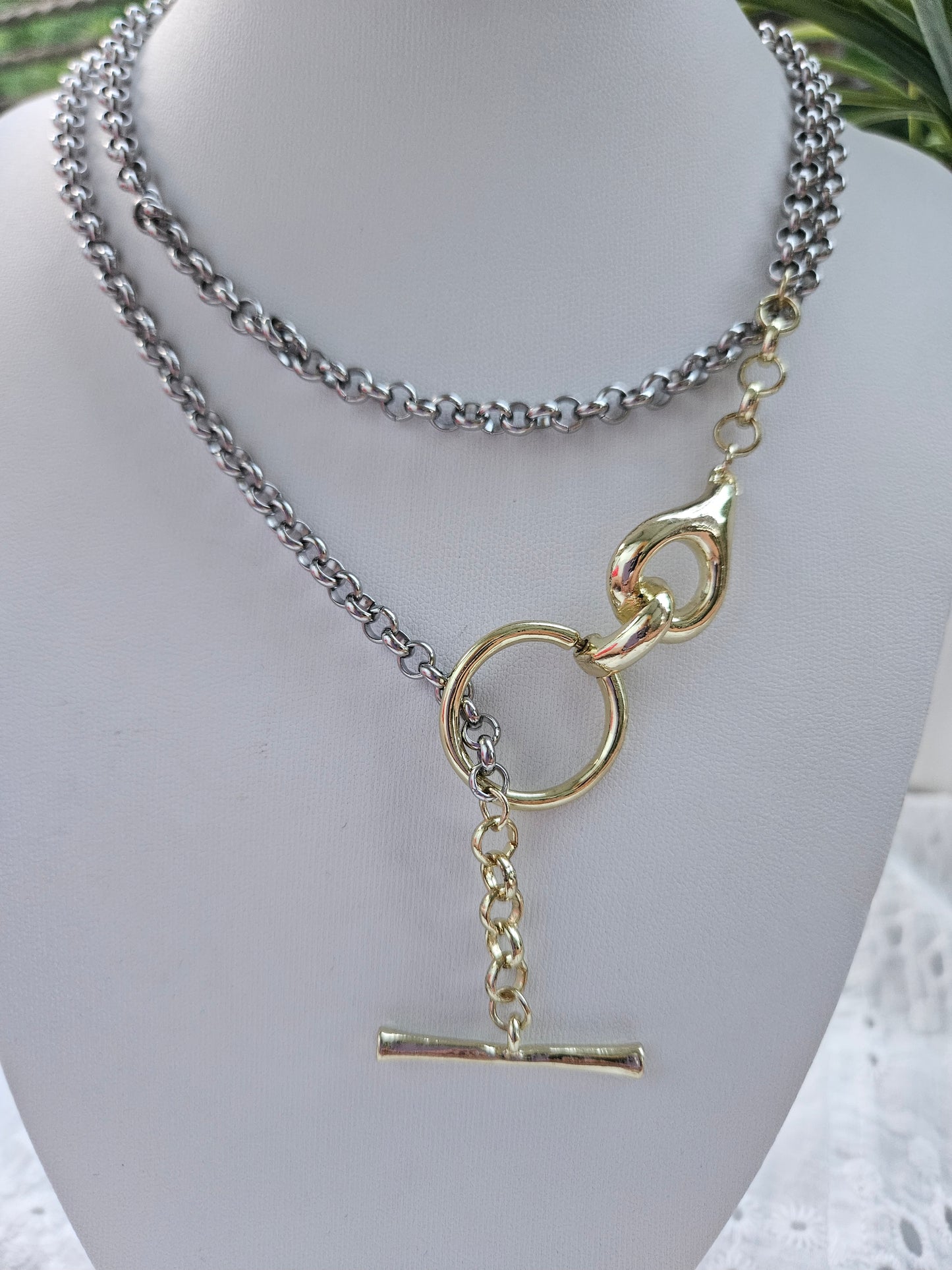 ALEIDA  NECKLACE